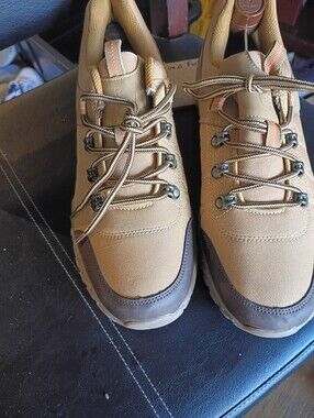 Brand New Men's Tan Hiking Boots with Brown Trim - Unbranded